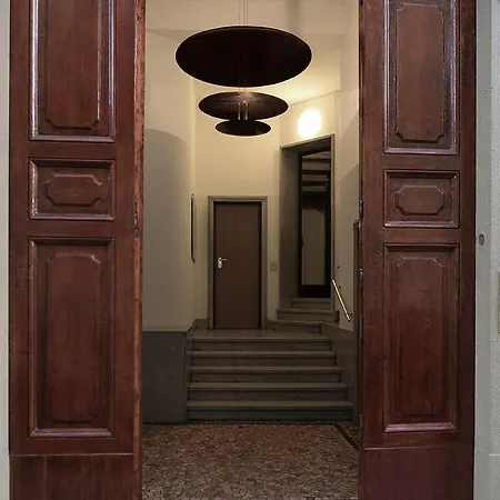 Brera Elegant Steps From Duomo, Montenapoleone, Design & Fashion Week * מילאנו