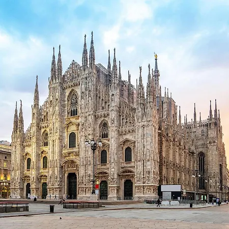 Brera Elegant Steps From Duomo, Montenapoleone, Design & Fashion Week דירה מילאנו